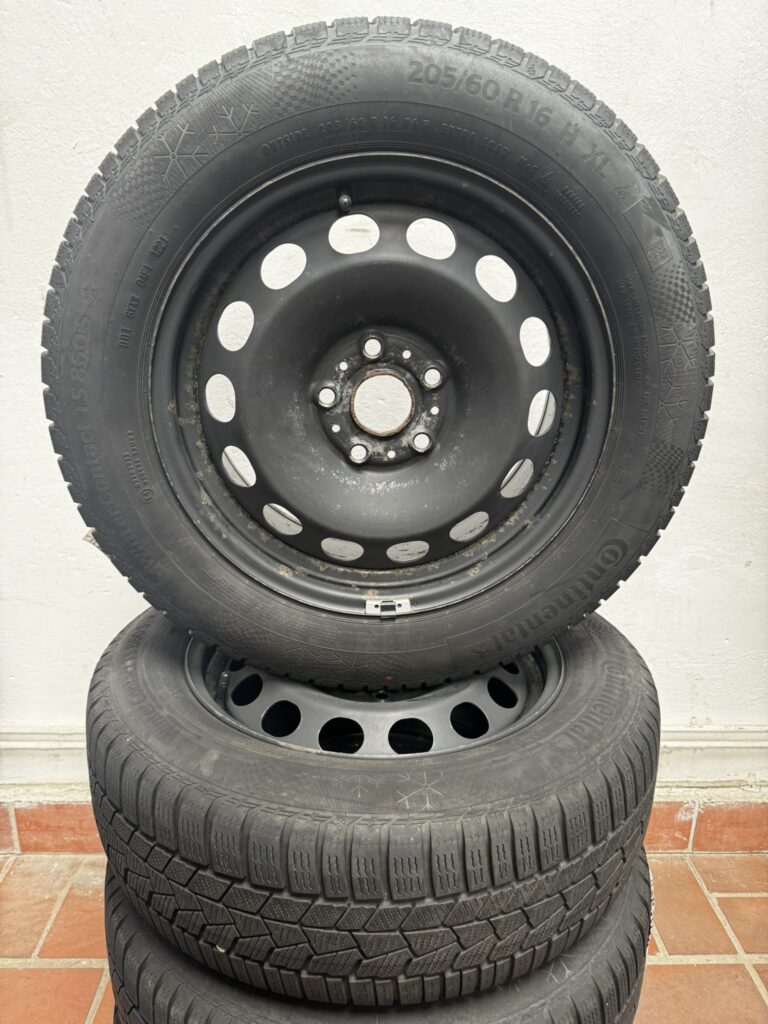 Skoda Superb Winterkomplettradsatz 16 Zoll Stahl Seal