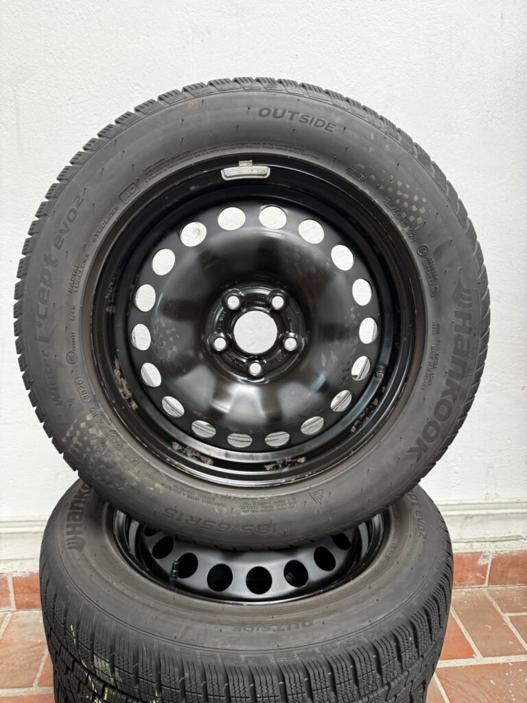 VW Polo Winterkomplettradsatz 15 Zoll Stahl