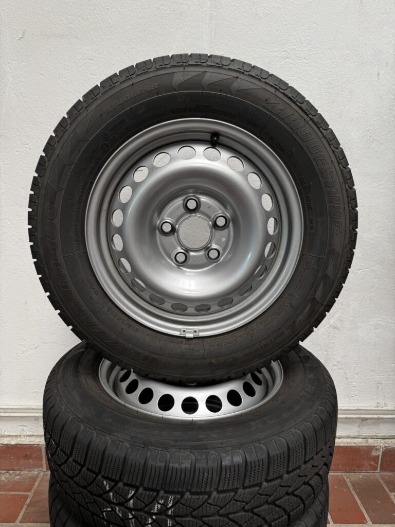 VW Transporter Winterkomplettradsatz16 Zoll Stahl