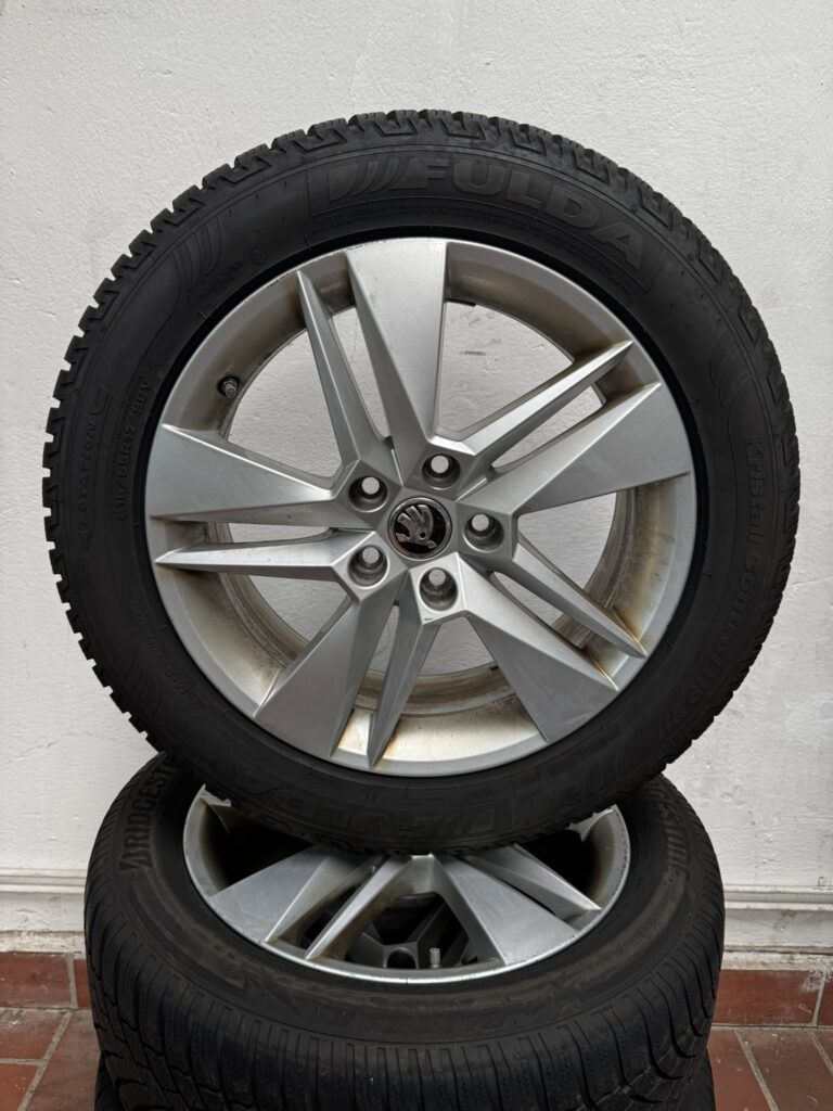 Skoda Superb Winterkomplettradsatz 17 Zoll Alu