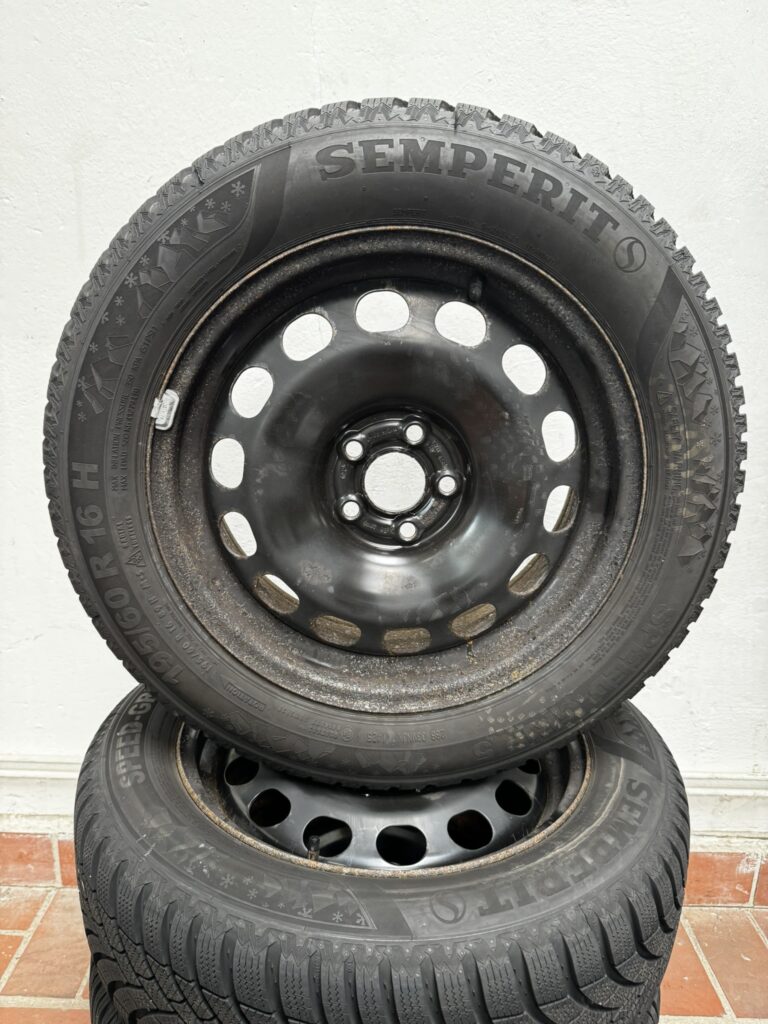 VW Taigo,T-Cross/Skoda Scala,Kamiq Winterkomplettradsatz 16 Zoll Stahl