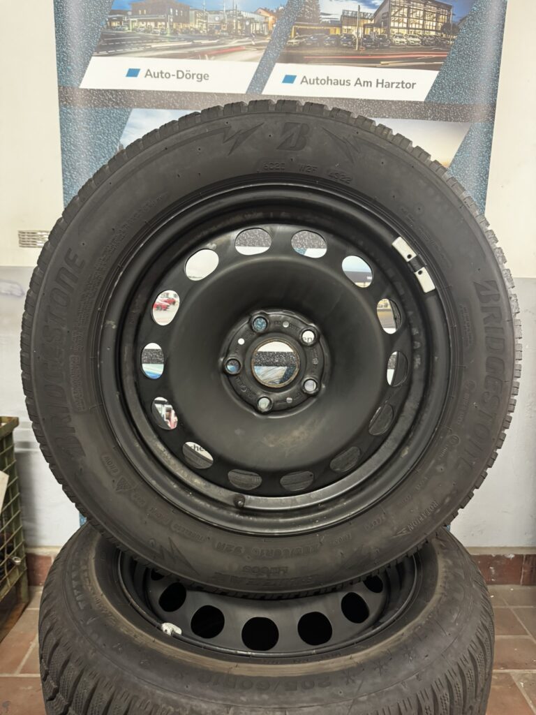 VW Golf,T-Roc/Skoda Octavia Winterkomplettradsatz 16 Zoll Stahl
