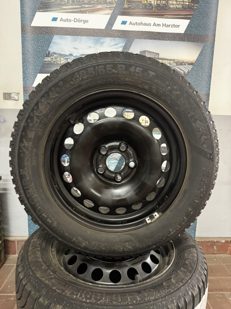 VW Polo/Skoda Fabia Winterkomplettradsatz 15 Zoll Stahl