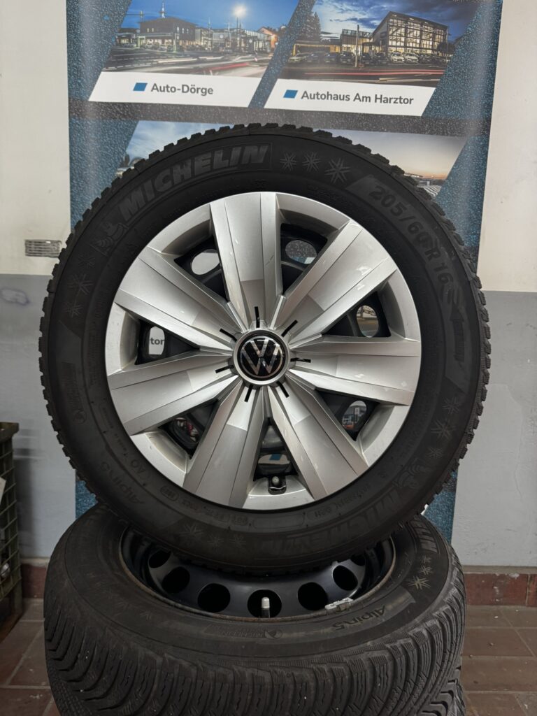 VW T-Roc Winterkomplettradsatz 16 Zoll Stahl